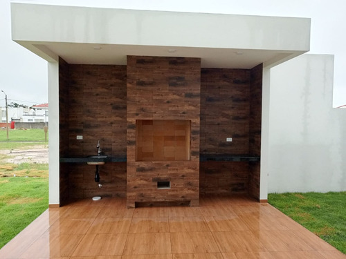 Casa De Lujo En El Urubo - Condominio Santa Cruz De La Colina