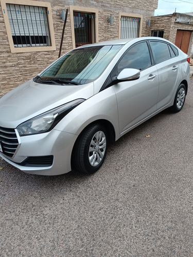 Hyundai HB20S 1.6 Comfort Plus 4p