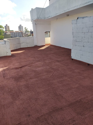 Departamento 2 Ambientes S/ Avenida C/ Amplio Patio