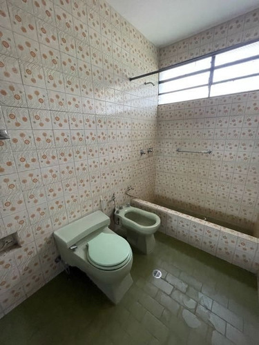 Imagen 9 de 12 de Se Vende Casa 300m2 5h/5b/4p Santa Marta 4548
