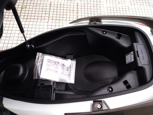 Imagen 17 de 18 de Kymco Downtown 300 Abs Excelente Estado !!!