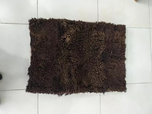 Imagen 1 de 2 de Pelego Negro Grande (natural No Teñido)