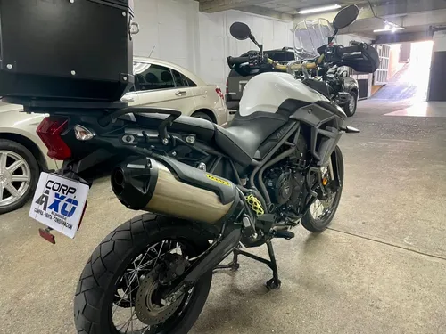 Triumph Tiger 800 Xcx