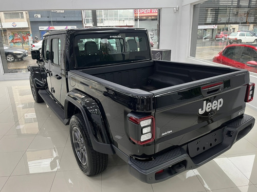 Imagen 4 de 21 de Jeep Gladiator Overland 3.6 At8 4x4