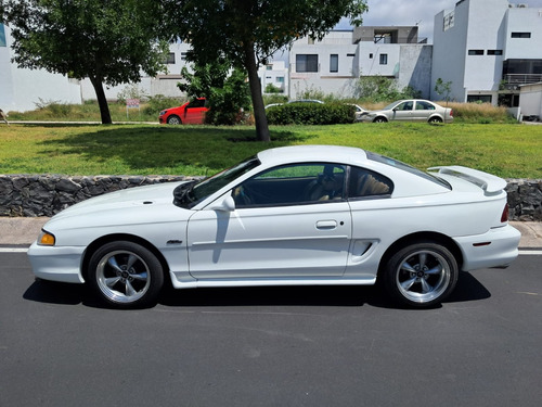 Ford Mustang 4.6 Gt Equipado Piel Cd At