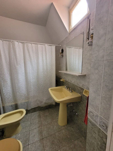 Venta Casa Tipo Chalet Centrica En Comodoro Rivadavia