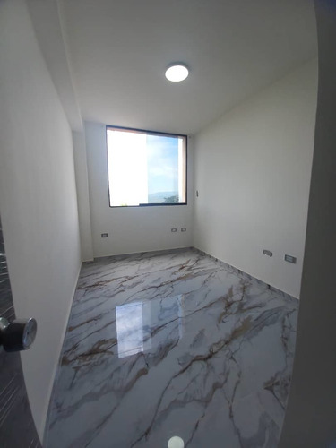 Imagen 18 de 20 de Venta De Apartamento En Buenaventura. Adlz