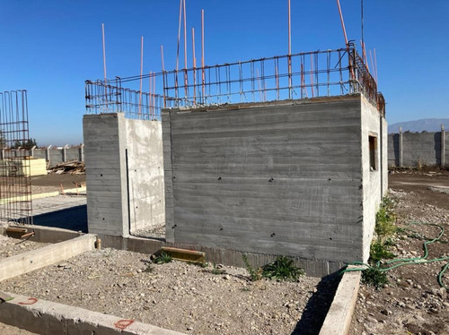 Gran Oportunidad Terreno Con Precioso Proyecto - Chicureo