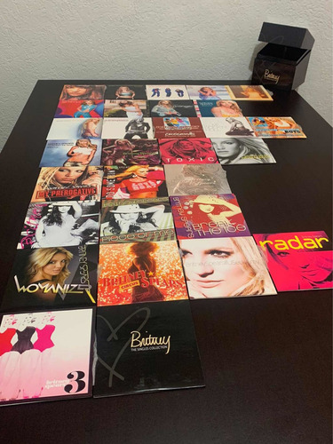 Britney Spears - The Singles Collection Deluxe Box Set (Usado)