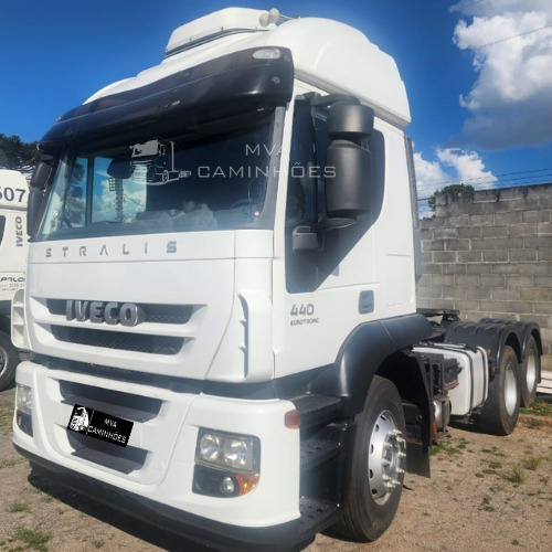 Iveco Stralis 440 6x2 Ano 2014