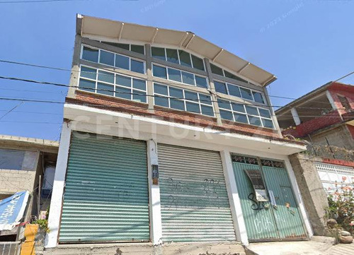 México 86 / Naucalpan: Inmueble Productivo Con 2 Locales Comerciales