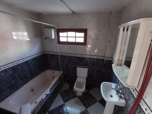 Imagen 5 de 10 de Casa En Venta En Ituzaingo Sur