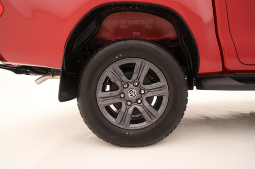 Imagen 18 de 25 de Toyota Hilux 2.8 Tdi Srv 4x4 At 0km 2023