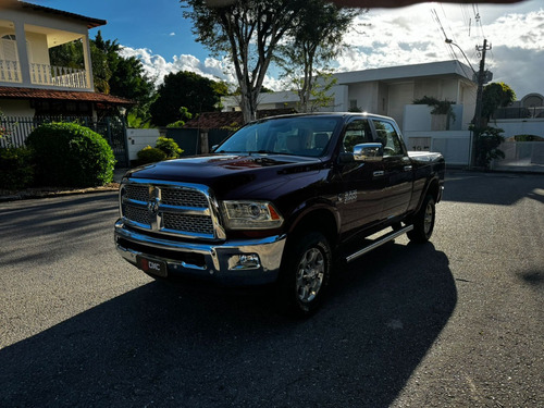 RAM Ram 2500 6.7 Laramie Cab. Dupla 4x4 Aut. 4p