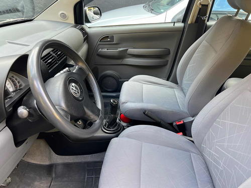 Imagem 4 de 7 de Volkswagen Spacefox 2010 1.6 Plus Total Flex 5p