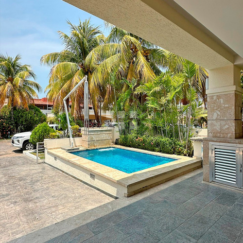 Disfruta De Unas Vacaciones En Familia En El Conjunto Residencial Casas Bote C