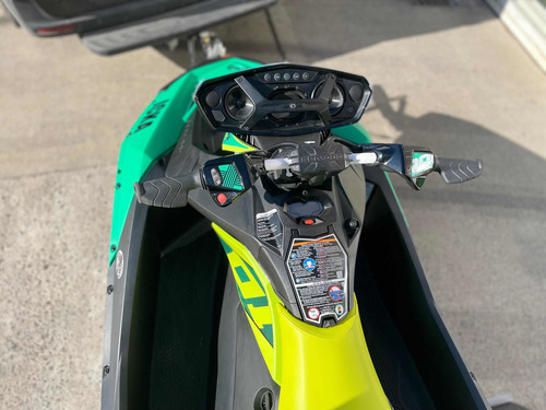 Imagen 7 de 12 de Moto De Agua Sea Doo Spark Trixx 2up - 14hs. 2022