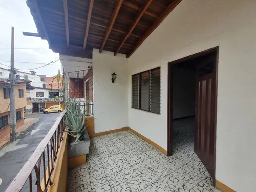 Casa En Venta En Floresta. Cod V12387