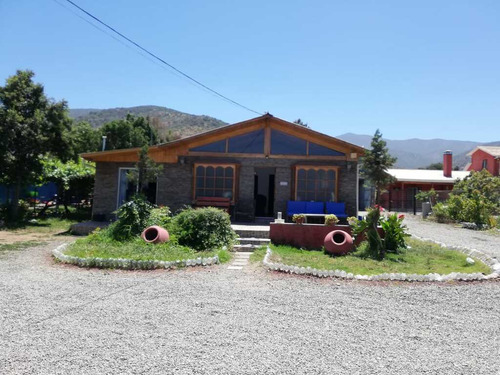 Propiedad Rentable Con Amplias Instalaciones (70928)