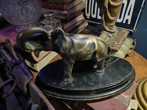 Antíguo Elefante En Bronce Francés Marrón Oscuro (Usado)