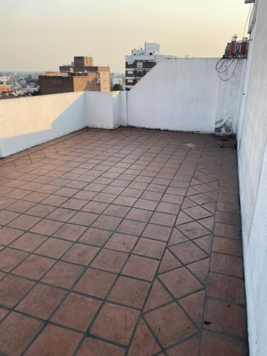 Imagen 12 de 12 de Departamento Con Balcon Al Frente - Moron Centro