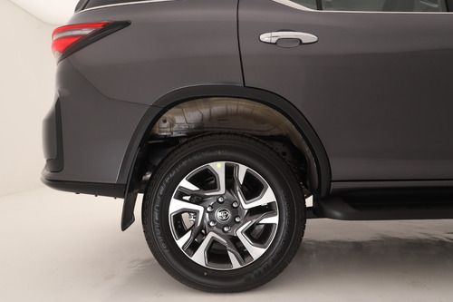 Toyota Hilux SW4 2.8 Srx 177cv 4x4 7as At