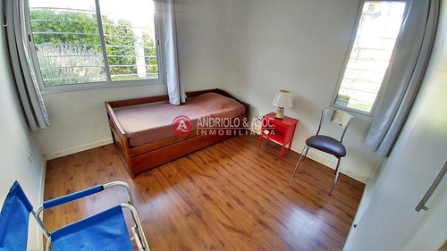 Casa En Venta Playa Mansa 3 Dormitorios- Ref: 6859