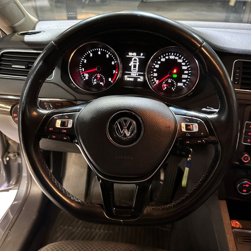 Volkswagen Vento 2.5 Advance Plus 170cv Tiptronic