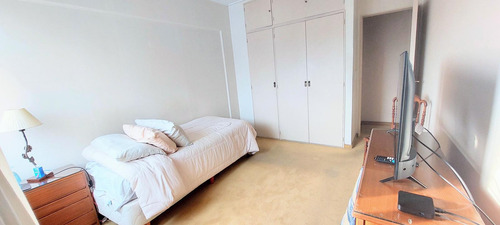 Venta Departamento 4 Ambientes En Flores. Excelente Ubicacion