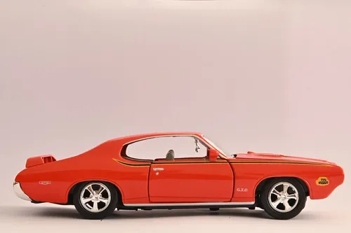 Miniatura Carro 1969 Pontiac Gto Judge Laranja Motormax 1:24