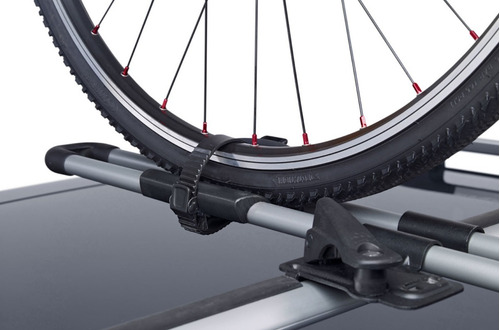 Imagen 6 de 7 de Portabicicletas De Techo Thule Freeride Plata