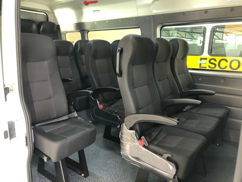 Peugeot Boxer 2020 Executiva 16 Lugares