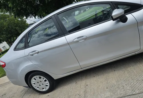 Ford Fiesta 1.6 S Sedan Mt