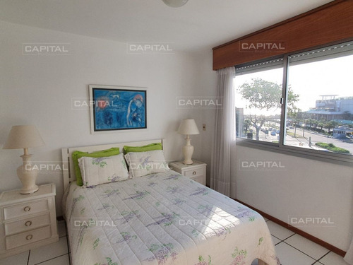 Imagen 7 de 9 de Venta Apartamento Un Dormitorio Playa Mansa Punta Del Este - Punta Del Este Aidy Grill