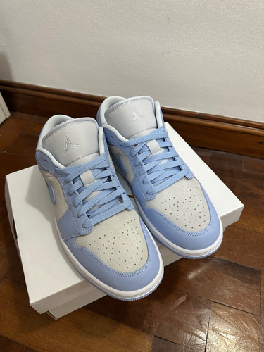 Jordan 1 Low Football Grey Aluminium 10w (Usado)