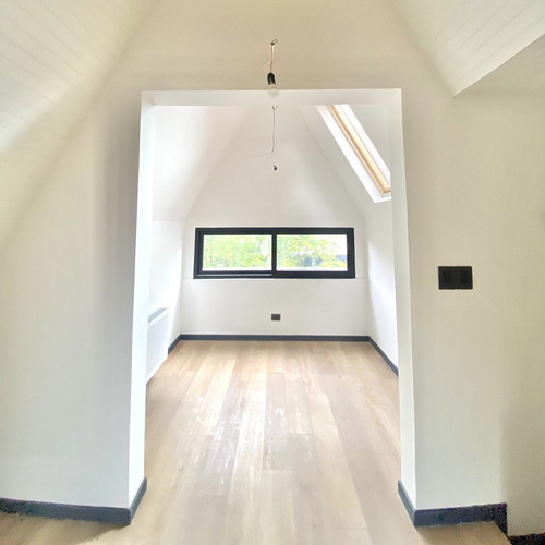 Casa En Venta De 4 Dorm. En Vitacura