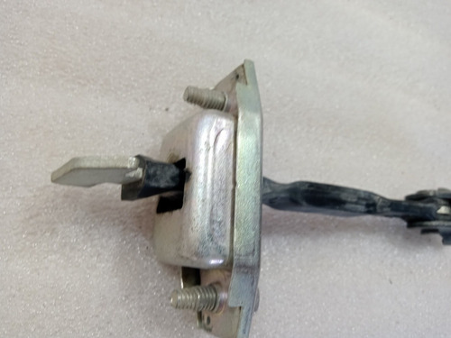 Retenedor Puerta Delant Der 06-08 Std Toyota Yaris Original (Usado)