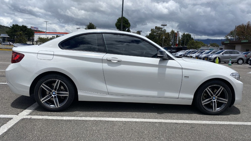 BMW Serie 2 2.0 220i F22 Coupe Sportline