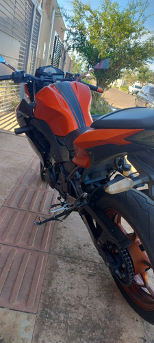 Moto Em Ótimas Condições, Algumas Marcas De Uso.