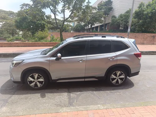 Forester Hibrida 4x4 Elite Eyesigth, Full