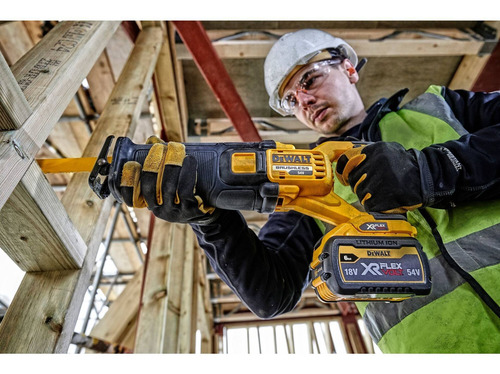 Sierra Sable 1-1/8 60v Dewalt Dcs389b-b3