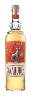 Paquete De 3 Tequila Cazadores Añejo 700 Ml