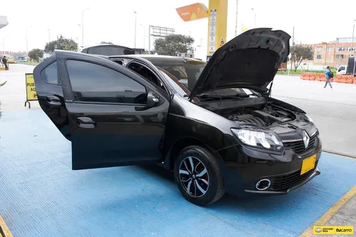Renault Logan 1.6 Exclusive