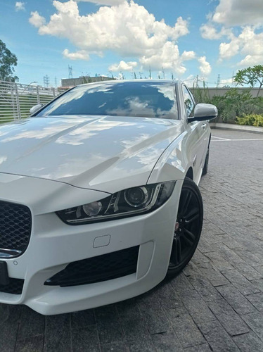 Jaguar Xe 2.0 16v Si4 Turbo Gasolina R-sport 4p Automático