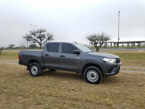 Imagen 3 de 8 de Toyota Hilux 2.4 Cd Dx 150cv 4x2 2018