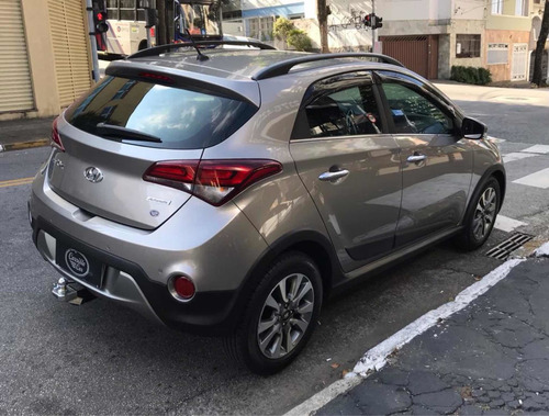 Imagem 8 de 15 de Hyundai Hb20x 1.6 16v Premium Flex 4p Automático 2017/2018