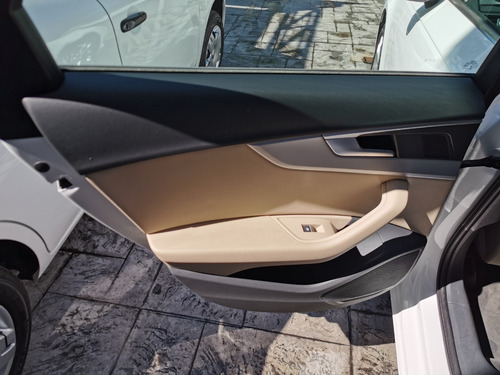 Imagen 10 de 15 de Audi A4 Select Impecable 2017