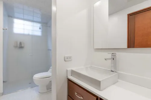 Apartamento En Venta En El Nogal. Cod V5086
