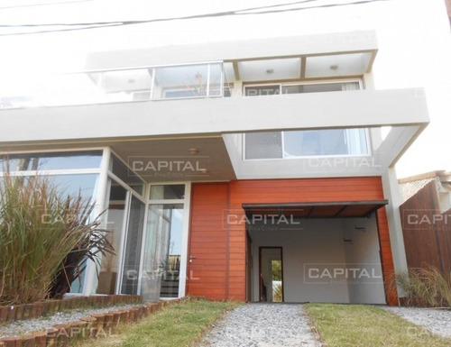 Casa En Alquiler Manantiales - Ref: 25712