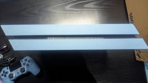 Ps4 Edición Uncharted 4 1tb Usado Celeste (Usado)